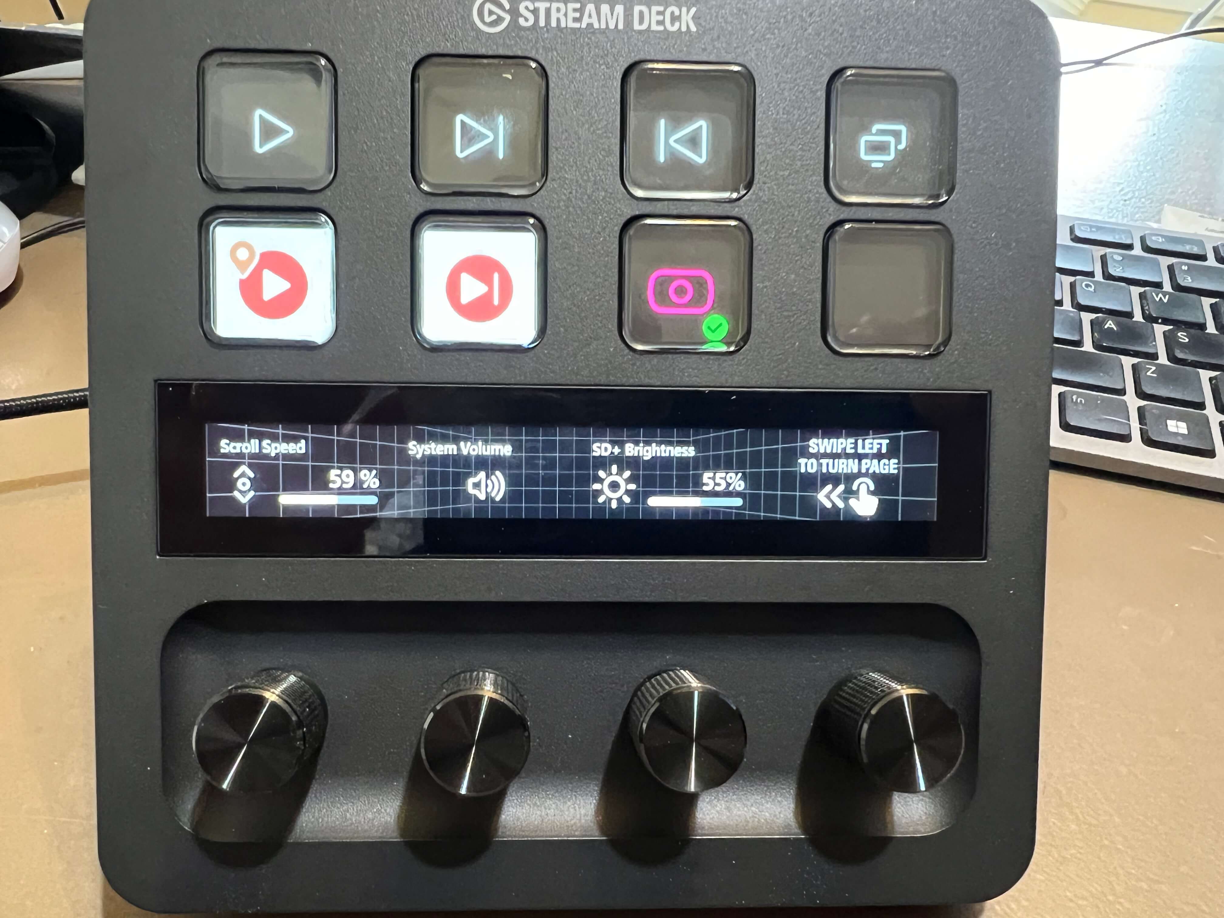elgato stream deck+